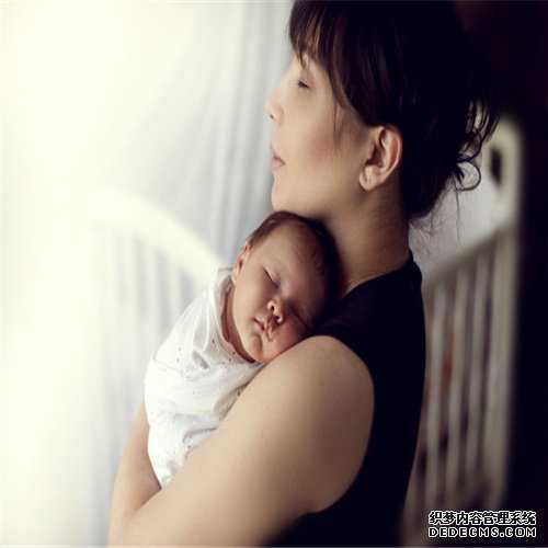 武汉代孕妈妈-正规代孕公司排名_婴儿可以用冰袋降温吗 宝宝发烧可以用冰袋降